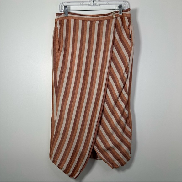 Madewell Vertical Stripe Maxi Skirt in Cream and Tan - Picture 3 of 8